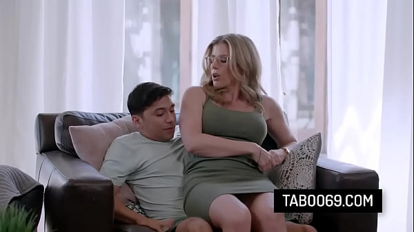 Blonde Stepmommy Let’s Shy Stepson Fuck Her MILF Pussy